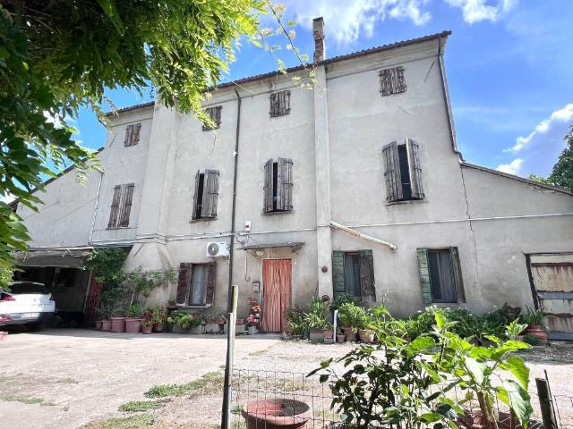 Rustico in vendita a Brugine, Veneto