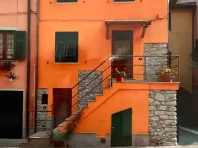 Rustico in vendita a Brugnato, Liguria