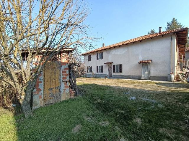 Rustico in vendita a Piemonte, Asti