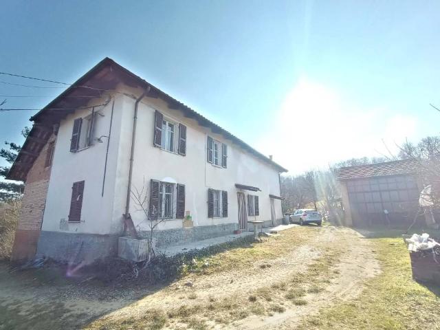 Rustico in vendita a Piemonte, Asti