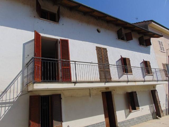 Rustico in vendita a Piemonte, Asti