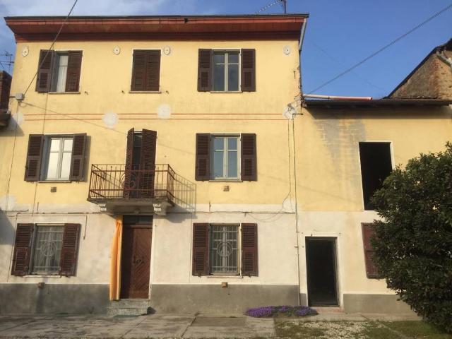 Rustico in vendita a Piemonte, Asti
