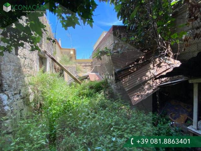 Rustico in vendita a Brusciano, Campania