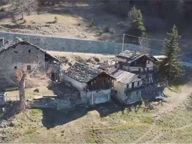 Rustico in vendita a Brusson, Aosta