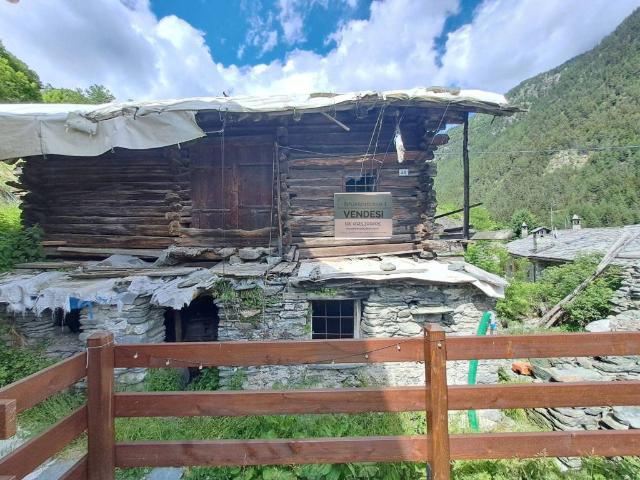 Rustico in vendita a Brusson, Aosta