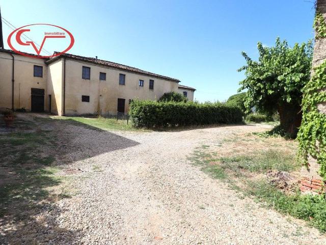 Rustico in vendita a Bucine, Toscana