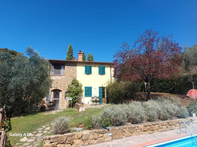 Rustico in vendita a Bucine, Toscana