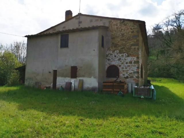 Rustico in vendita a Bucine, Toscana