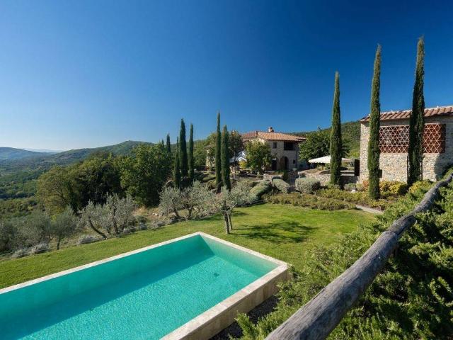 Rustico in vendita a Bucine, Toscana
