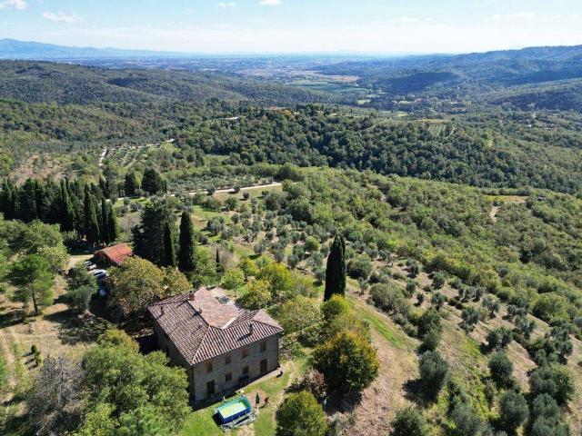 Rustico in vendita a Bucine, Toscana