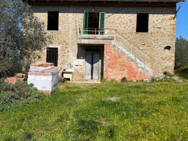 Rustico in vendita a Bucine, Toscana