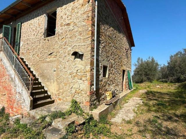 Rustico in vendita a Bucine, Toscana