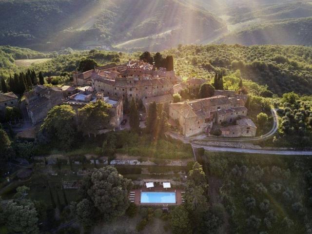 Rustico in vendita a Bucine, Toscana