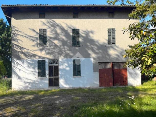 Rustico in vendita a Budrio, Reggio Emilia