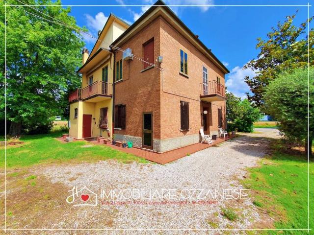 Rustico in vendita a Budrio, Reggio Emilia