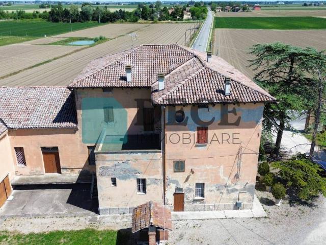 Rustico in vendita a Nuovo Circondario Imolese, Budrio