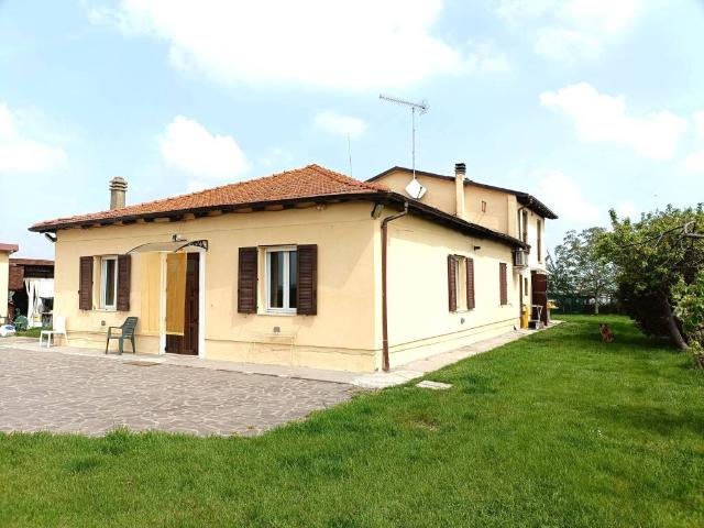 Rustico in vendita a Budrio, Reggio Emilia
