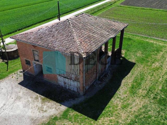 Rustico in vendita a Nuovo Circondario Imolese, Budrio