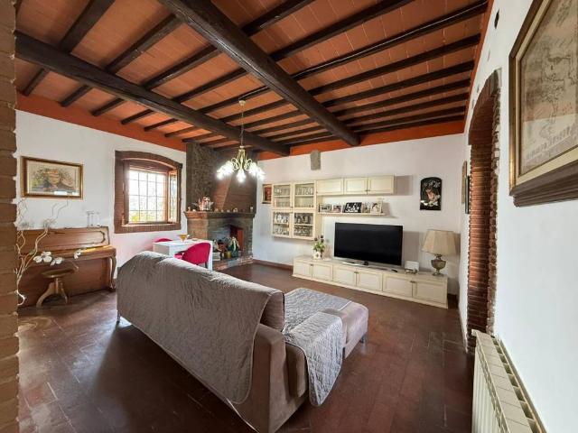 Rustico in vendita a Santa Maria, Buggiano