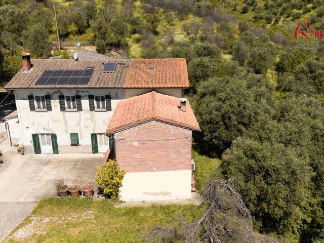 Rustico in vendita a Buggiano Castello, Buggiano