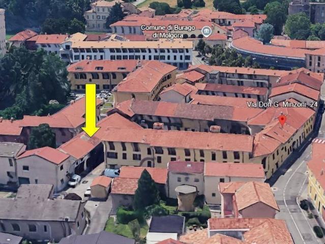 Rustico in vendita a Burago Di Molgora, Lombardia