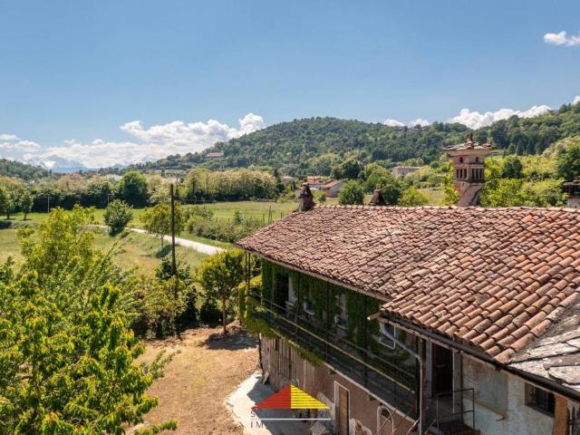 Rustico in vendita a Madonna del Campanile, Piemonte
