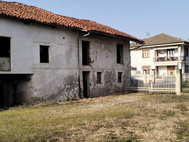 Rustico in vendita a San Barnaba, Piemonte
