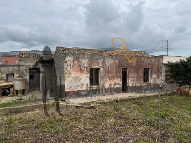 Rustico in vendita a Buseto Palizzolo, Sicilia