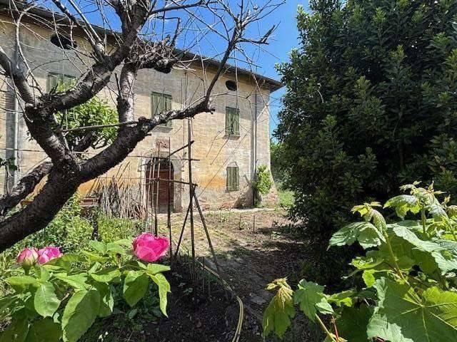 Rustico in vendita a Busseto, Reggio Emilia