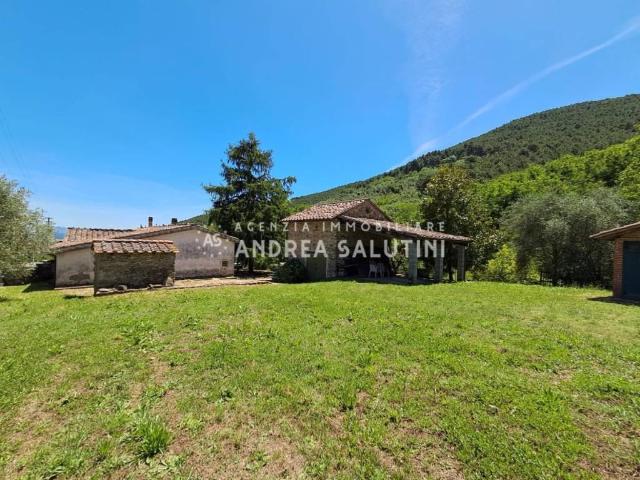 Rustico in vendita a Buti, Toscana