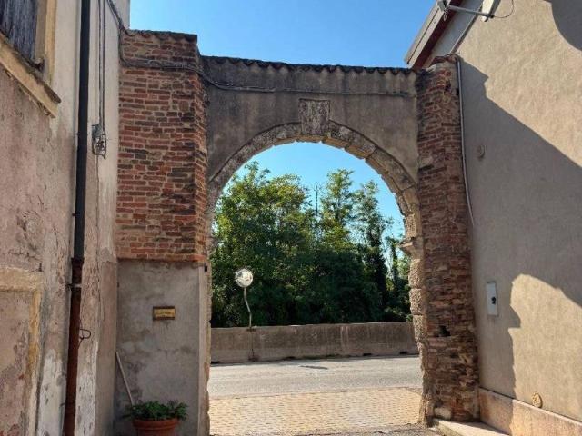 Rustico in vendita a Bovo, Buttapietra