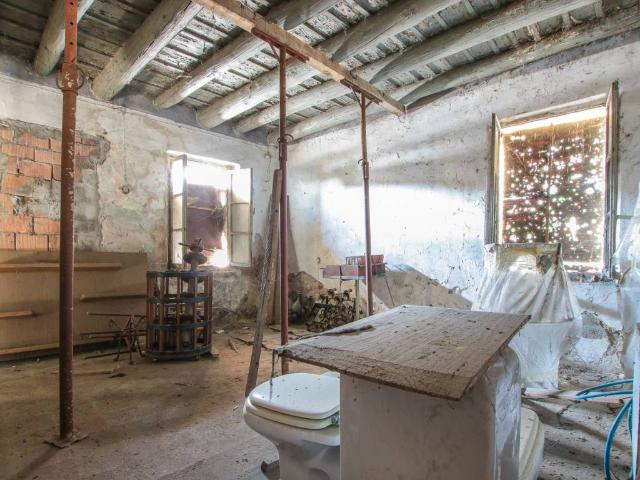Rustico in vendita a Buttapietra, Veneto