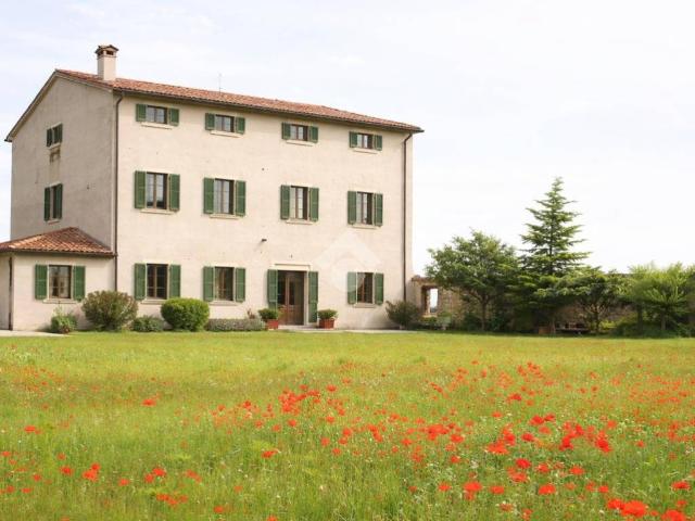 Rustico in vendita a Buttapietra, Veneto