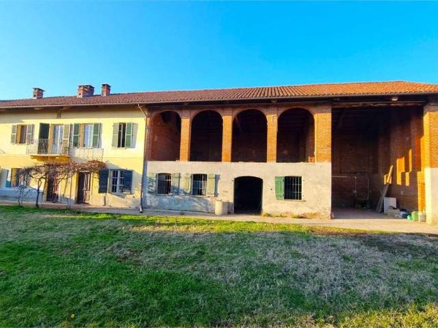 Rustico in vendita a Piemonte, Asti