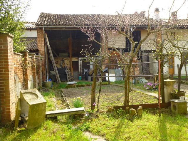 Rustico in vendita a Piemonte, Asti