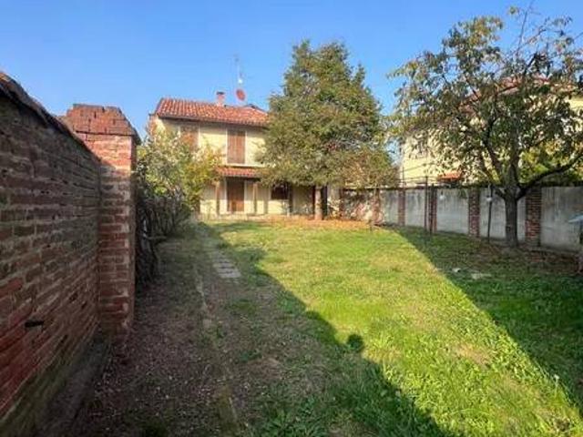 Rustico in vendita a Piemonte, Asti