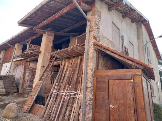 Rustico in vendita a Cadrezzate con Osmate, Cadrezzate