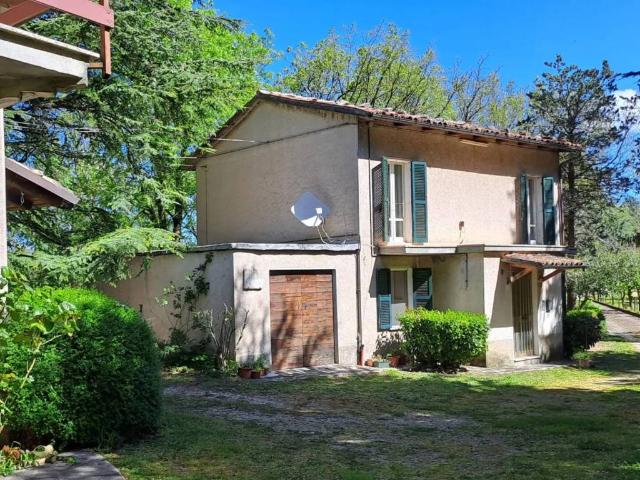 Rustico in vendita a San Geronzio, Marche