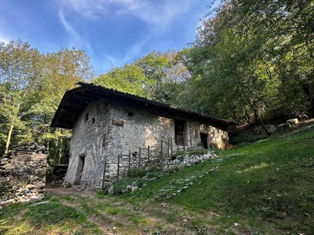 Rustico in vendita a Caino, Brescia