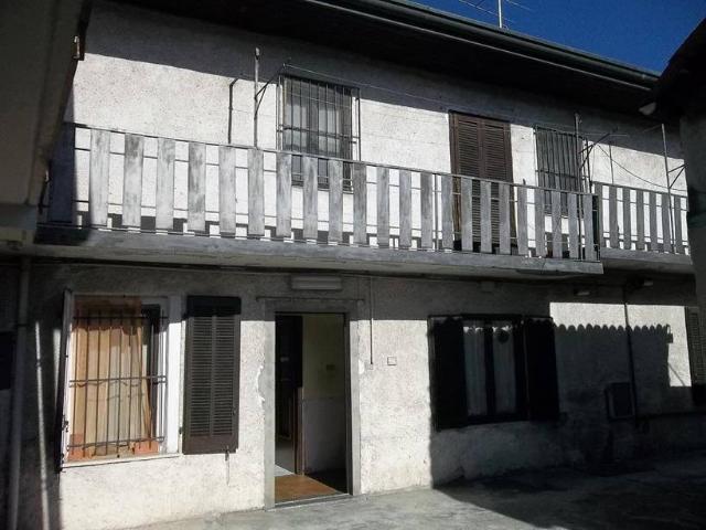 Rustico in vendita a Peveranza, Cairate