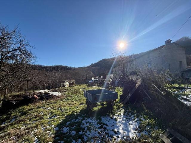 Rustico in vendita a Cairo Montenotte, Liguria