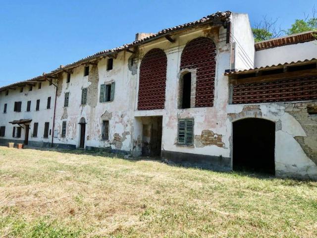 Rustico in vendita a Piemonte, Asti