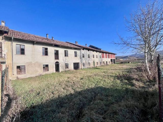 Rustico in vendita a Piemonte, Asti