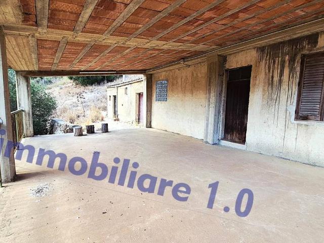 Rustico in vendita a Calatafimi Segesta, Trapani