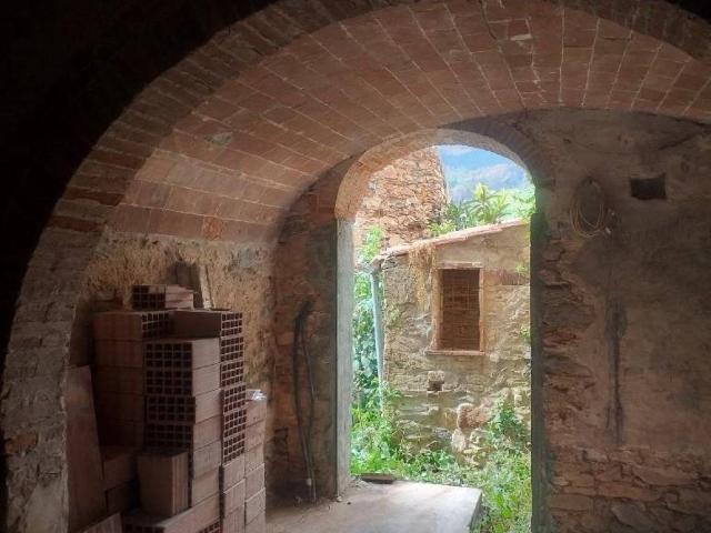 Rustico in vendita a Il Colle, Calci
