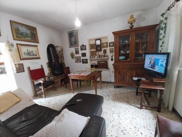 Rustico in vendita a Calci, Toscana