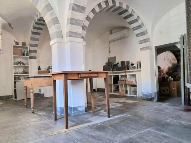 Rustico in vendita a Nicosia-Rezzano, Calci