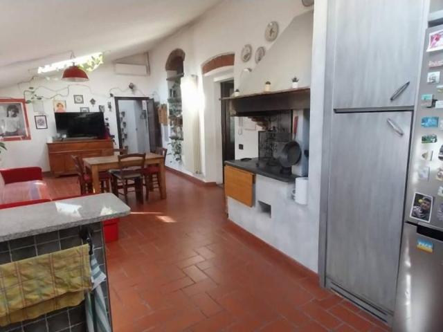Rustico in vendita a Calci, Toscana