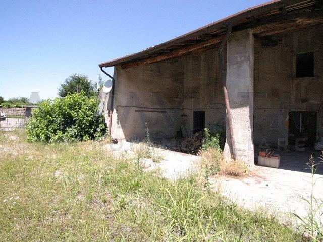 Rustico in vendita a Calcinato, Lombardia