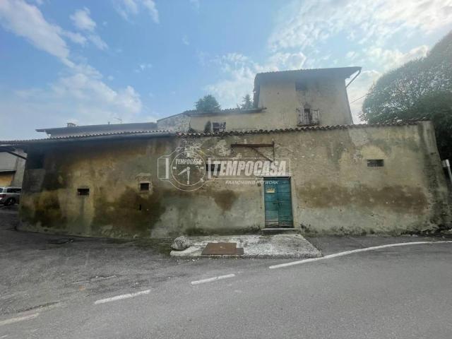 Rustico in vendita a Grugana, Calco